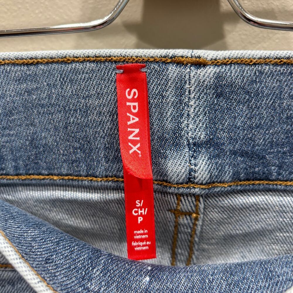 Spanx Kick Flare Jeans Indigo Sky - Size: Small - Picture 3 of 6